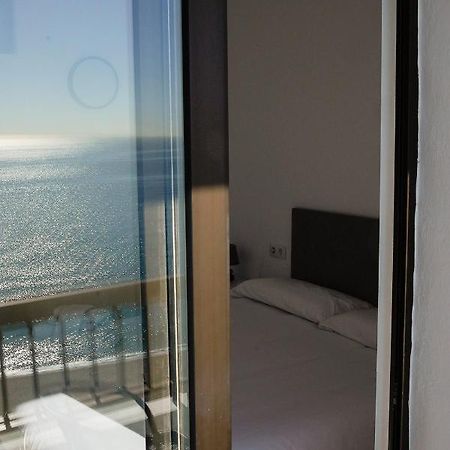 Beachfront Apartment Malaga Ngoại thất bức ảnh
