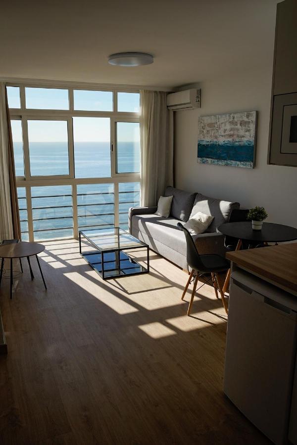 Beachfront Apartment Malaga Ngoại thất bức ảnh