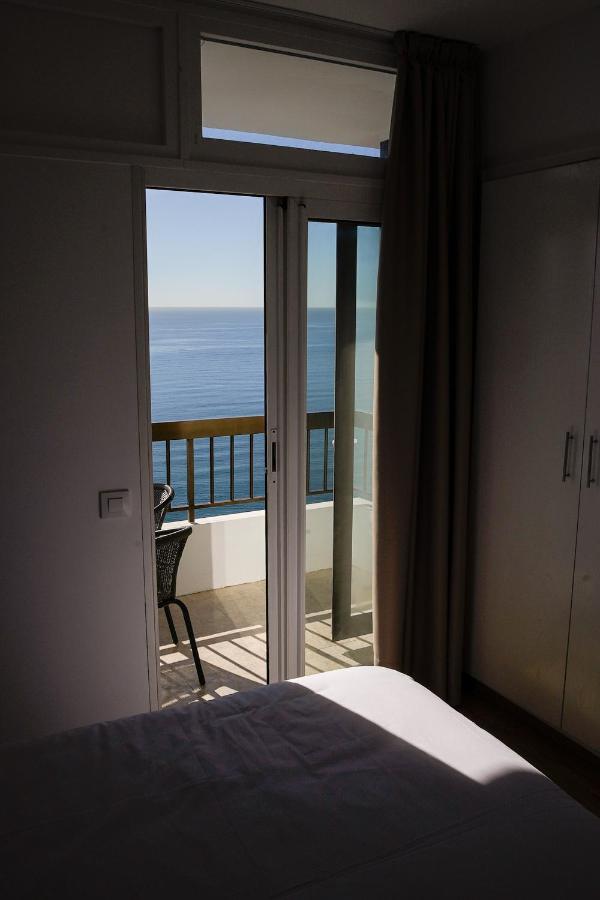 Beachfront Apartment Malaga Ngoại thất bức ảnh