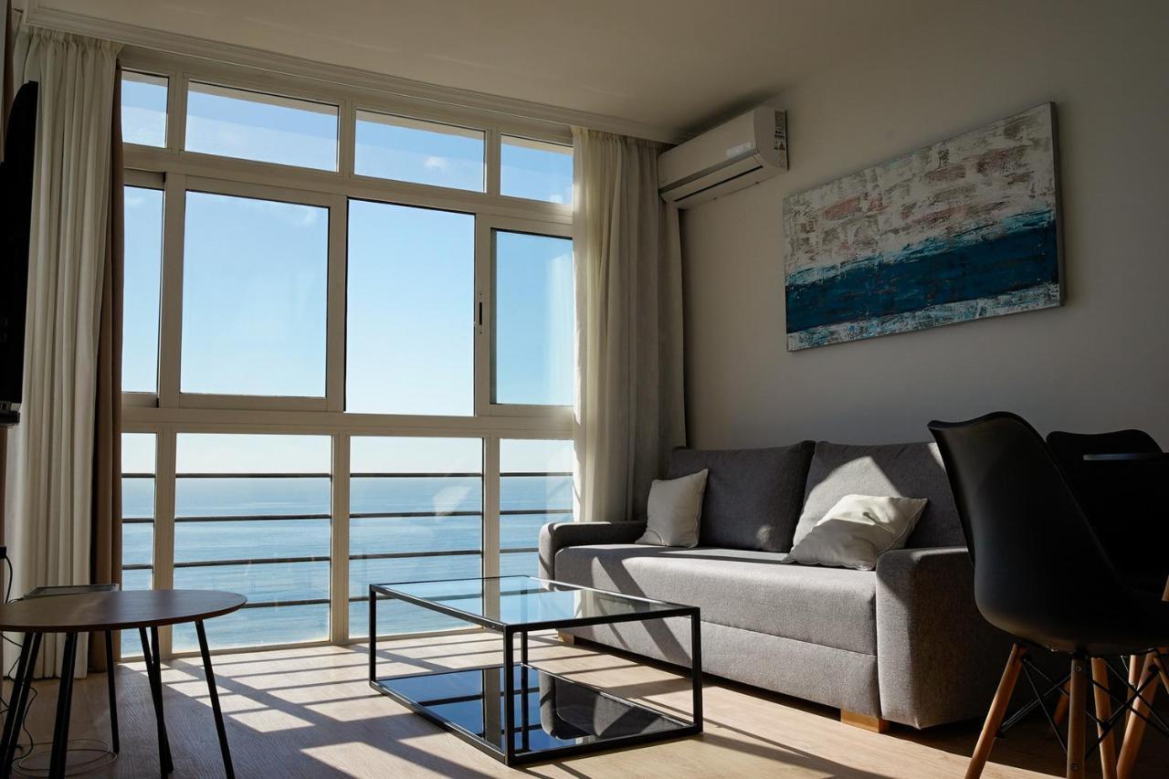 Beachfront Apartment Malaga Ngoại thất bức ảnh